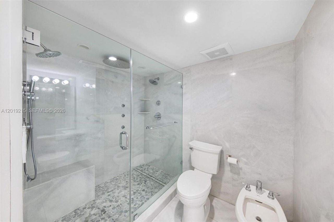 520 Brickell Key Dr , Unit A710, Miami, FL 33131 Photo