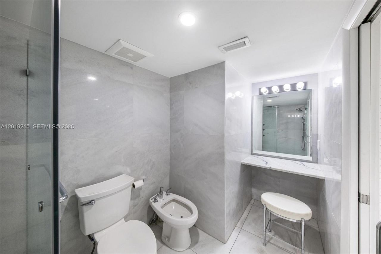 520 Brickell Key Dr , Unit A710, Miami, FL 33131 Photo