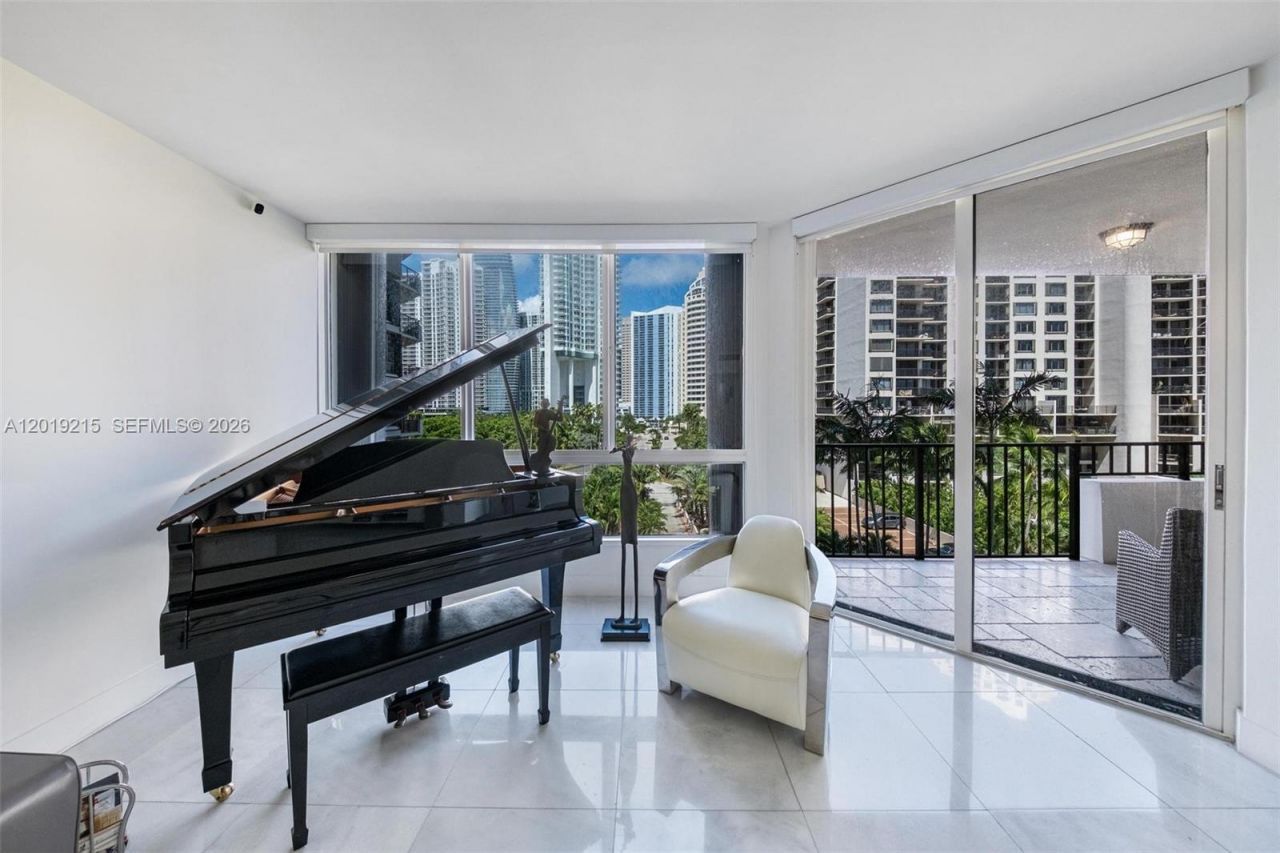 520 Brickell Key Dr , Unit A710, Miami, FL 33131 Photo