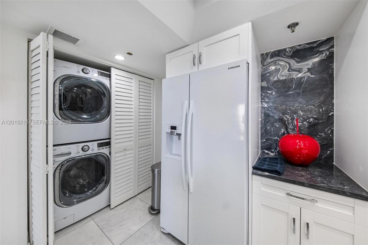520 Brickell Key Dr , Unit A710, Miami, FL 33131 Photo