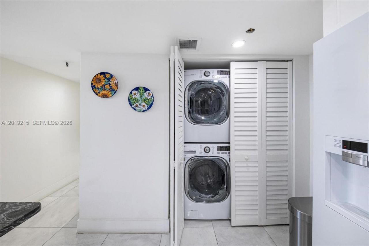 520 Brickell Key Dr , Unit A710, Miami, FL 33131 Photo