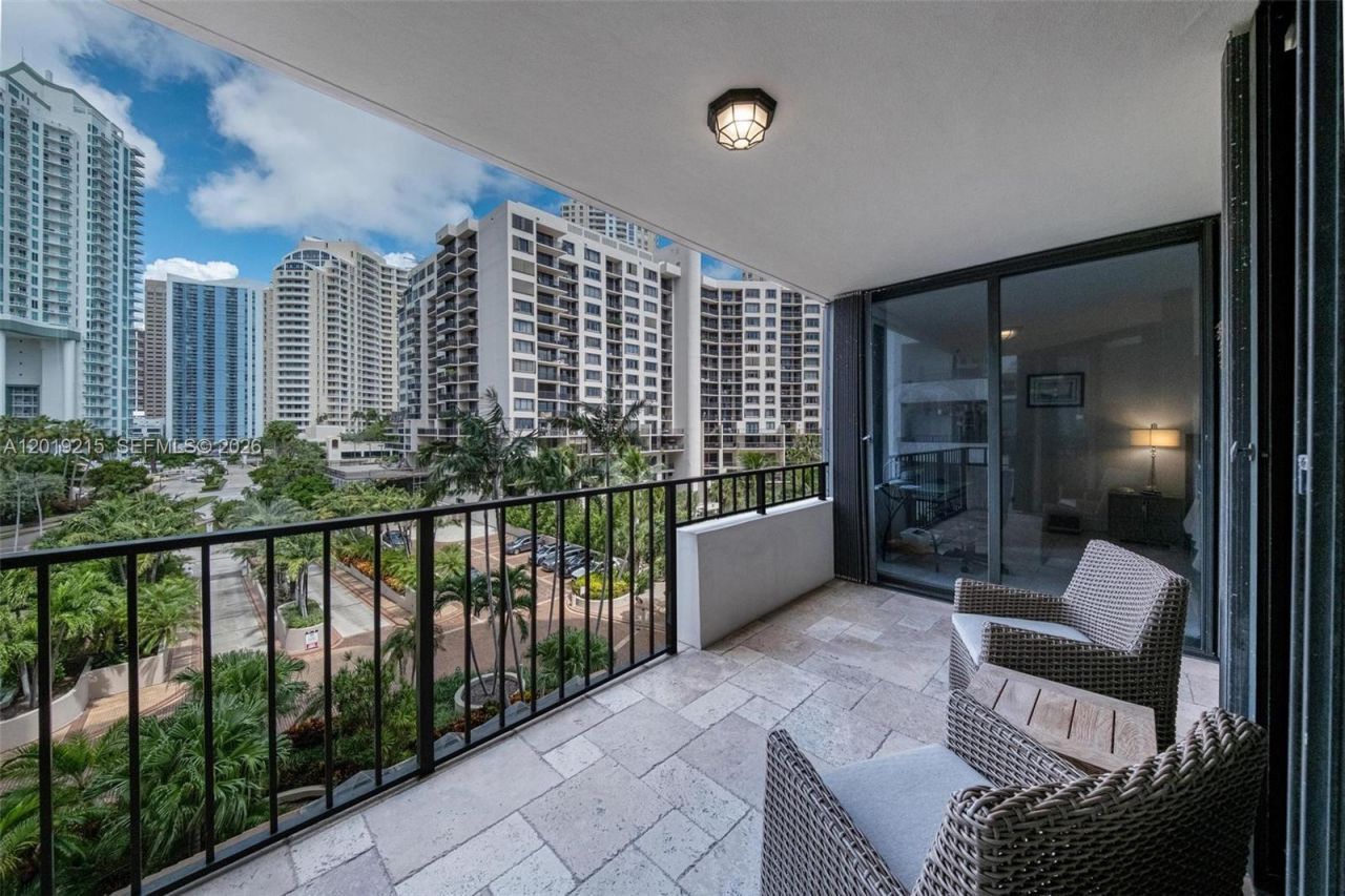 520 Brickell Key Dr , Unit A710, Miami, FL 33131 Photo