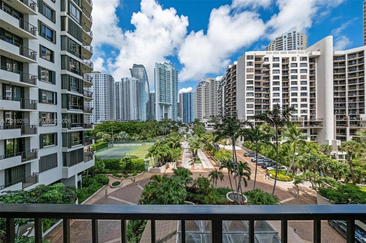 520 Brickell Key Dr , Unit A710, Miami, FL 33131 Photo