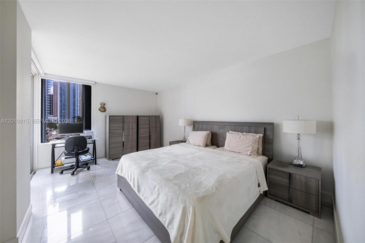 520 Brickell Key Dr , Unit A710, Miami, FL 33131 Photo