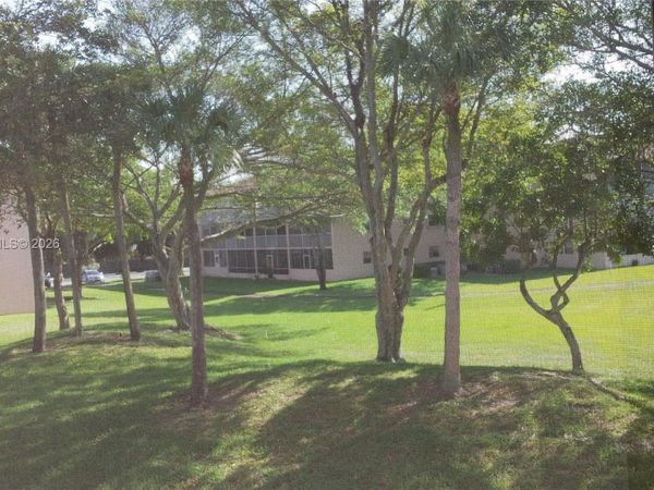 151 SW 134th Way , Unit 206N, Pembroke Pines, FL 33027