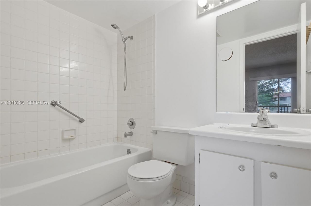 151 SW 134th Way, Unit 206N, Pembroke Pines, FL 33027 Photo