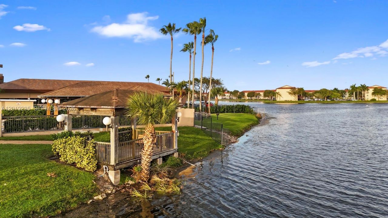 151 SW 134th Way , Unit 206N, Pembroke Pines, FL 33027 Photo
