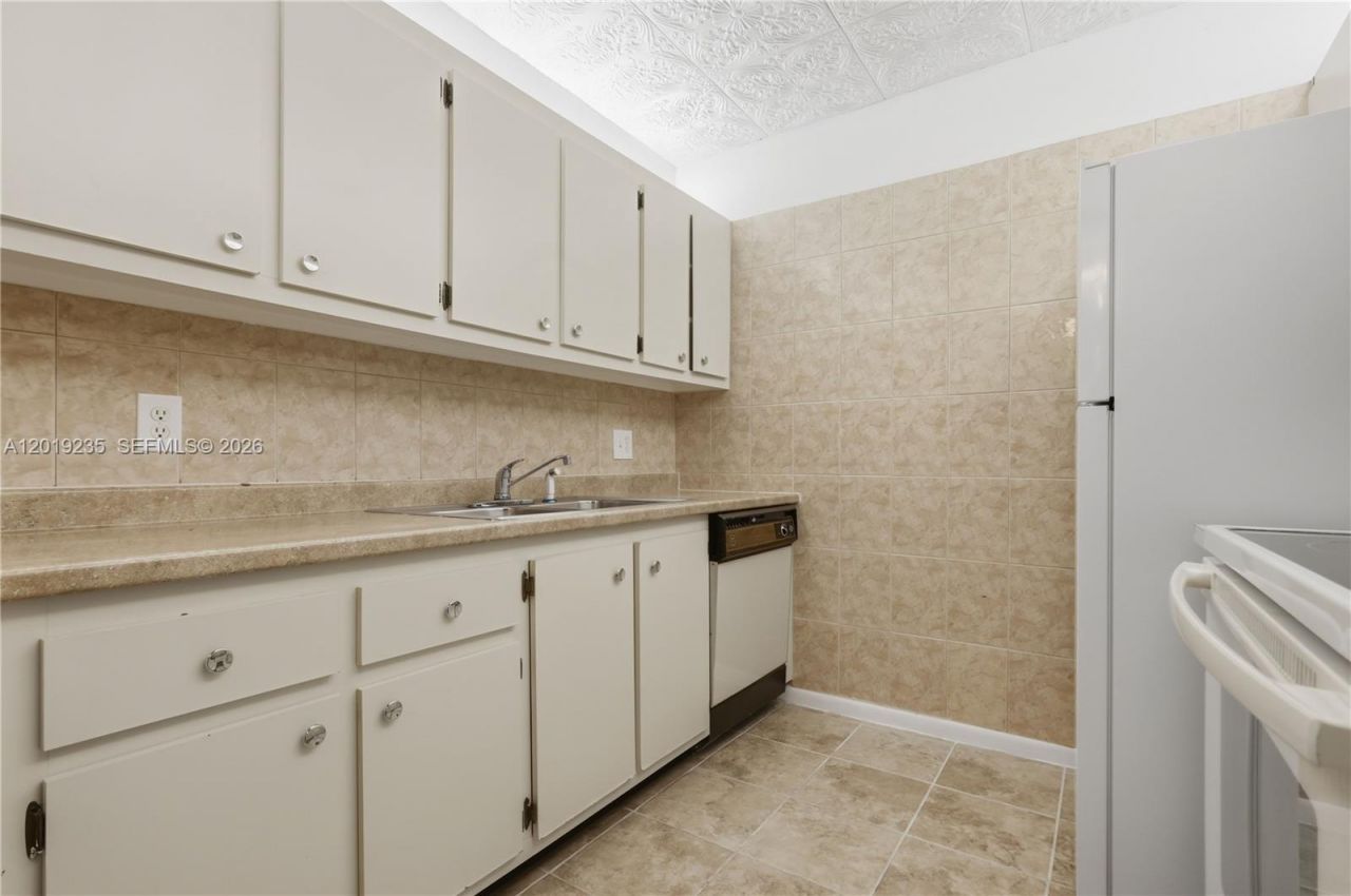 151 SW 134th Way, Unit 206N, Pembroke Pines, FL 33027 Photo