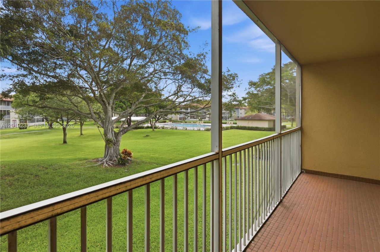 151 SW 134th Way, Unit 206N, Pembroke Pines, FL 33027 Photo