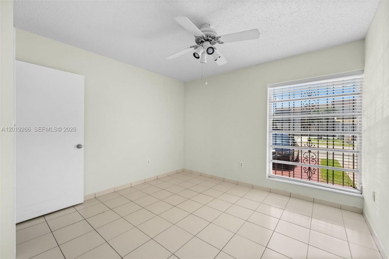 13 SW 97th Pl, Miami, FL 33174 Photo