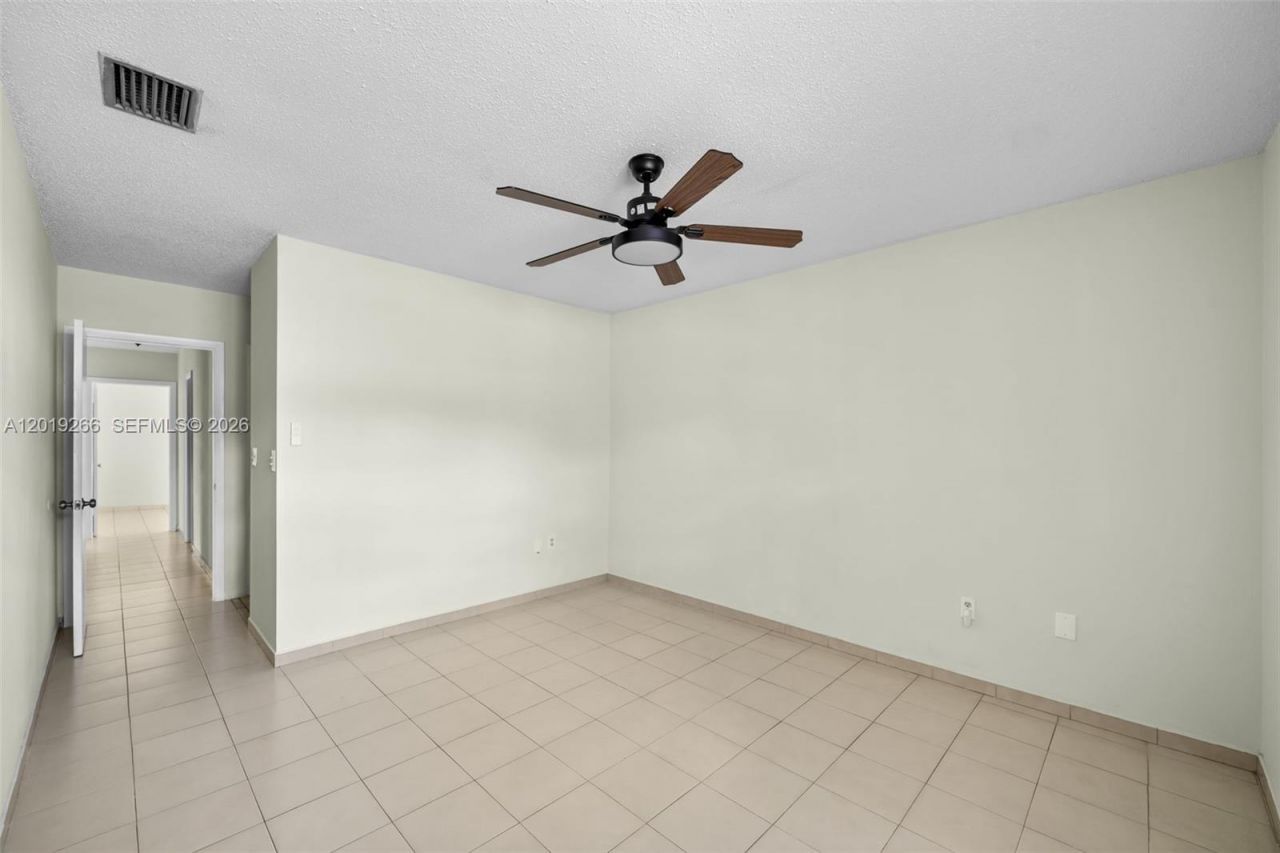 13 SW 97th Pl, Miami, FL 33174 Photo