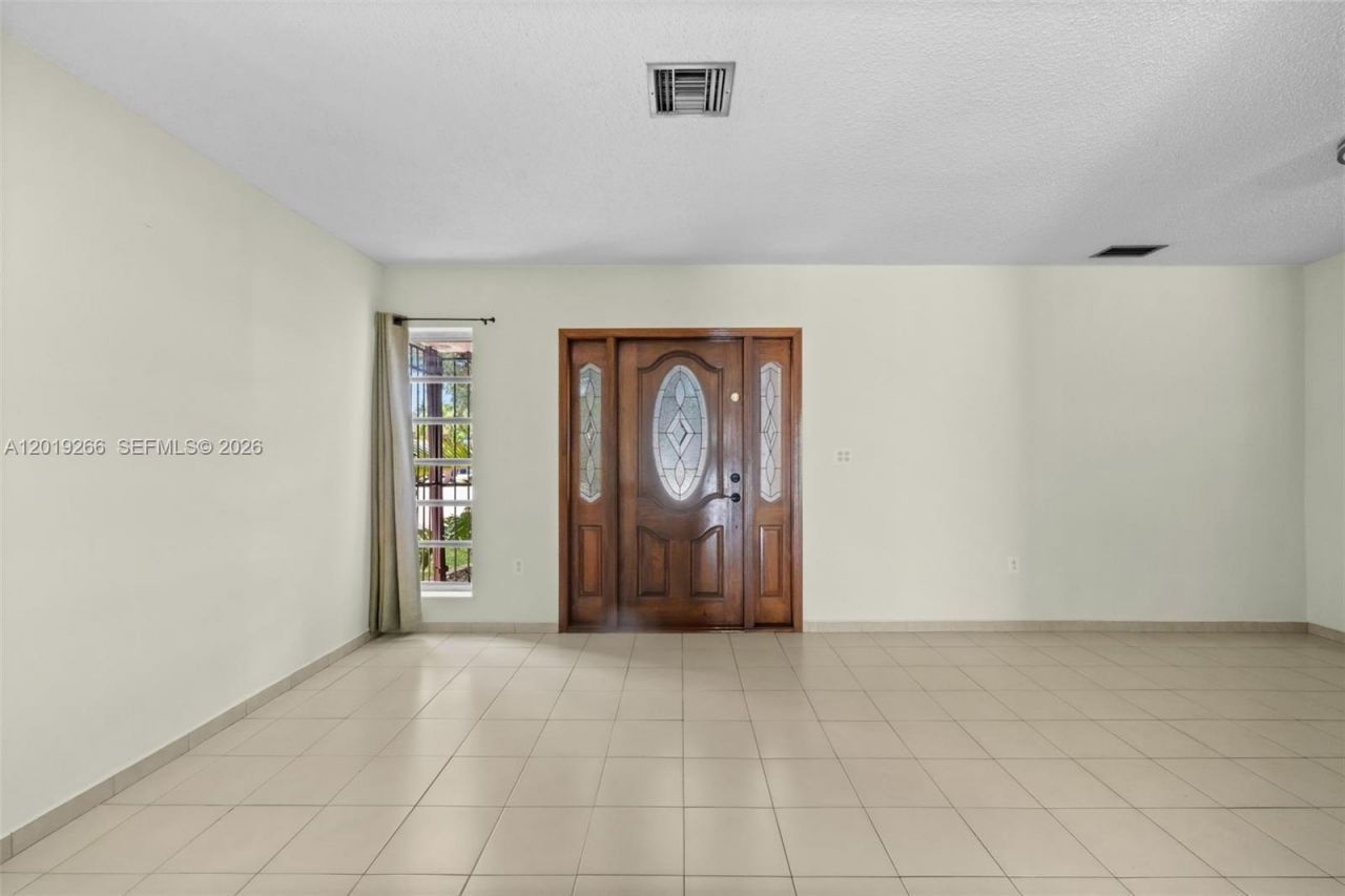 13 SW 97th Pl, Miami, FL 33174 Photo
