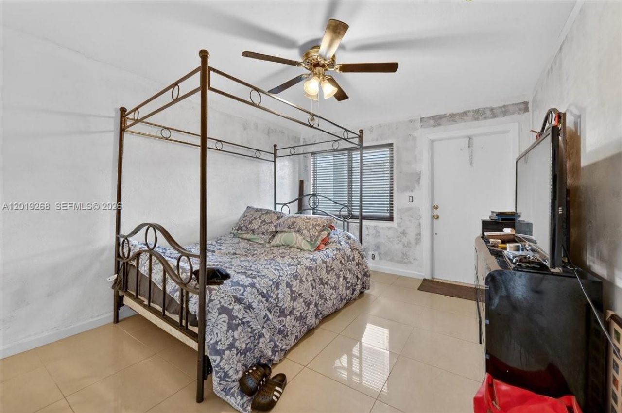 2115 NE 37th Dr, Unit 120, Fort Lauderdale, FL 33308 Photo