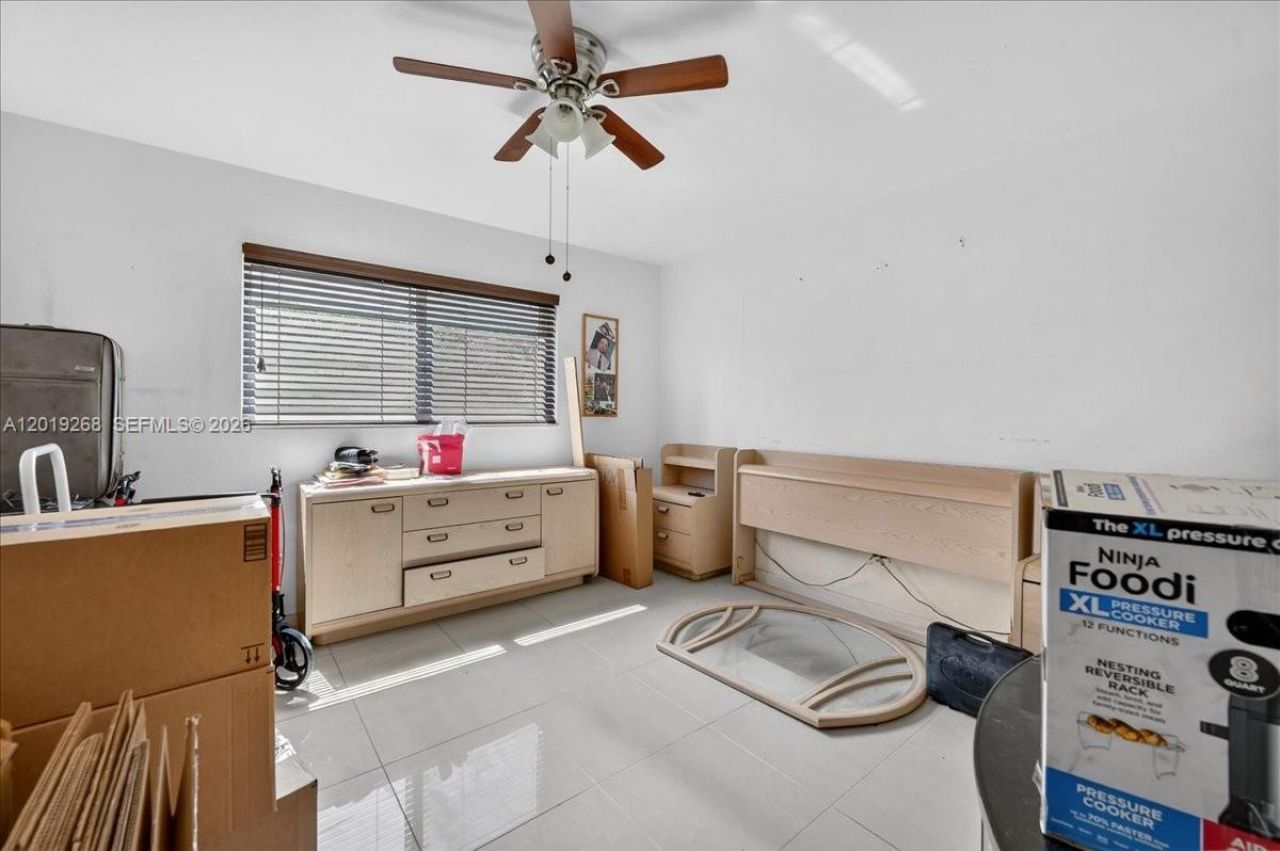 2115 NE 37th Dr, Unit 120, Fort Lauderdale, FL 33308 Photo