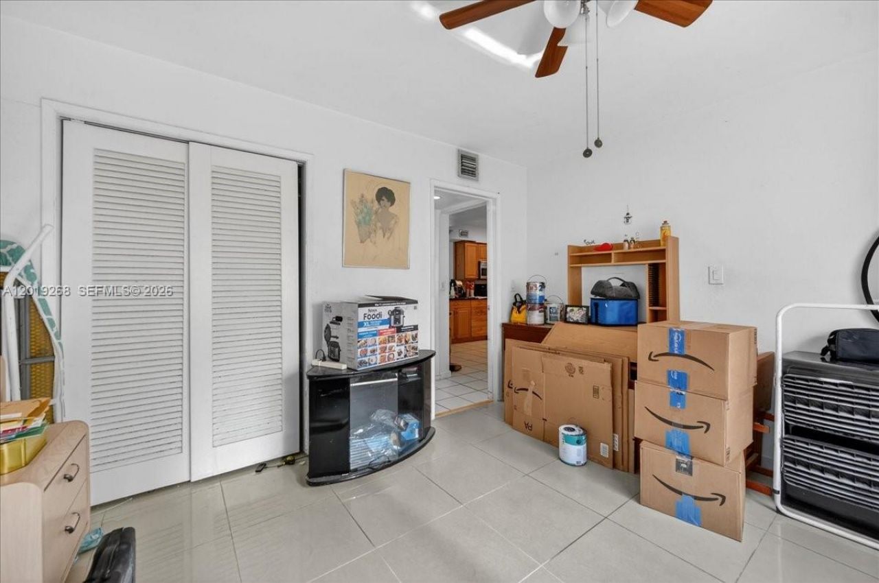 2115 NE 37th Dr, Unit 120, Fort Lauderdale, FL 33308 Photo