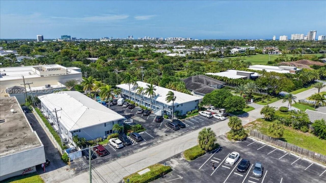 2115 NE 37th Dr, Unit 120, Fort Lauderdale, FL 33308 Photo