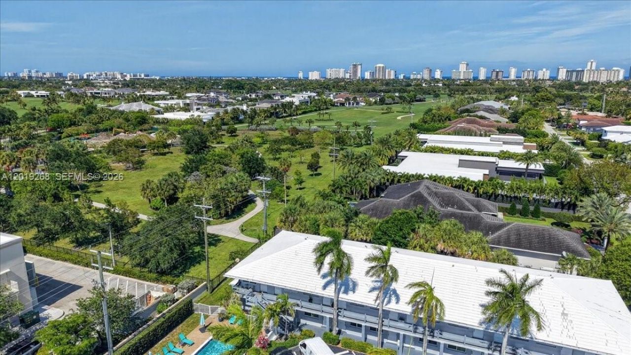 2115 NE 37th Dr, Unit 120, Fort Lauderdale, FL 33308 Photo
