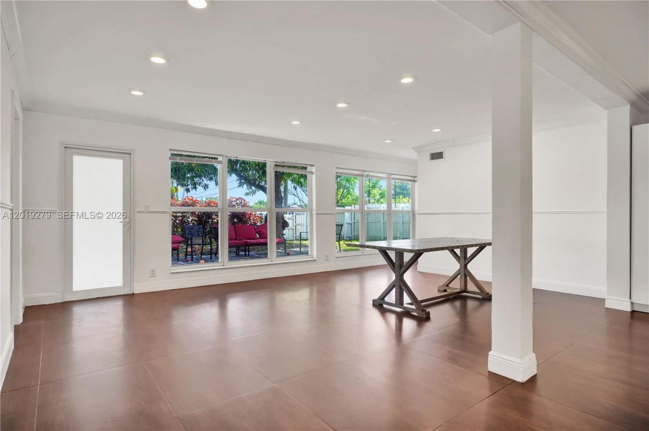 4721 W Park Rd , Hollywood, FL 33021 Photo