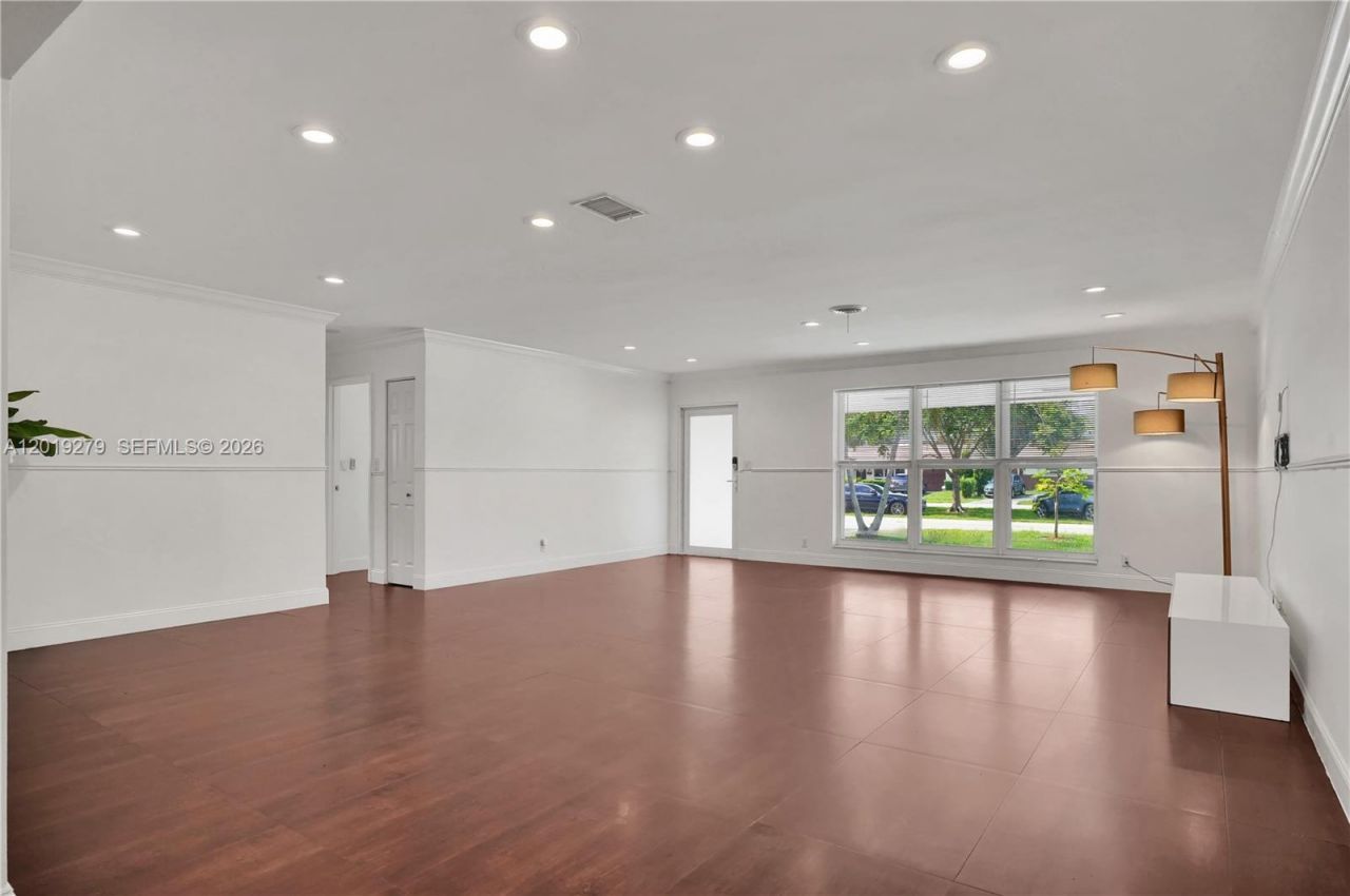 4721 W Park Rd , Hollywood, FL 33021 Photo