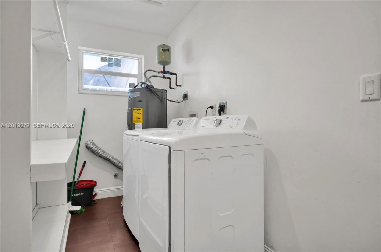 4721 W Park Rd , Hollywood, FL 33021 Photo