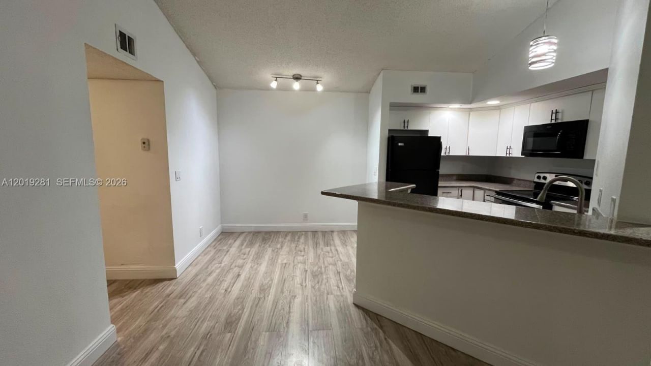 701 Vista Isles Dr, Unit 1624, Sunrise, FL 33325 Photo