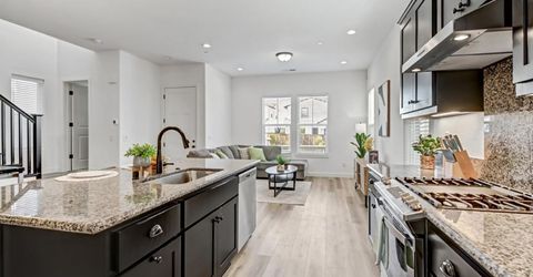 2352 Bronze Star Way, Sacramento, CA 95818 Photo