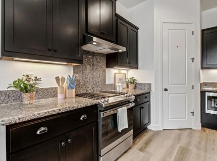 2352 Bronze Star Way, Sacramento, CA 95818 Photo