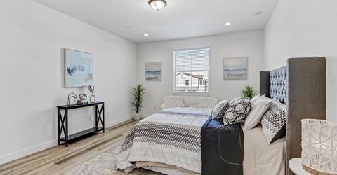 2352 Bronze Star Way, Sacramento, CA 95818 Photo