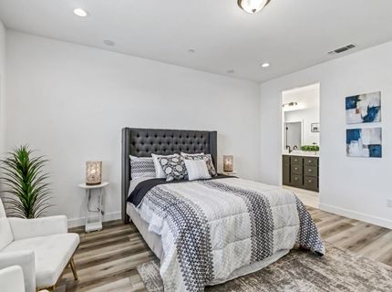 2352 Bronze Star Way, Sacramento, CA 95818 Photo