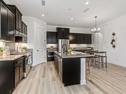 2352 Bronze Star Way, Sacramento, CA 95818 Photo