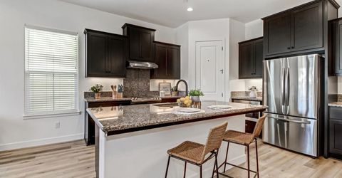 2352 Bronze Star Way, Sacramento, CA 95818 Photo