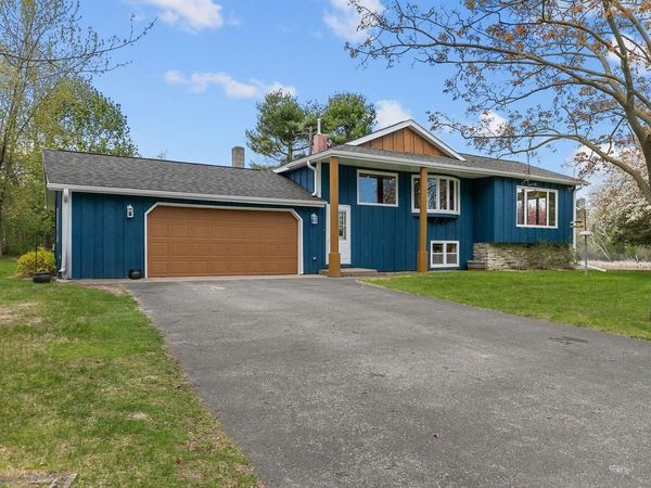185 ISLAND DRIVE, Iola, WI 54945