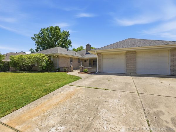 6952 S 67th East Avenue, Tulsa, OK 74133