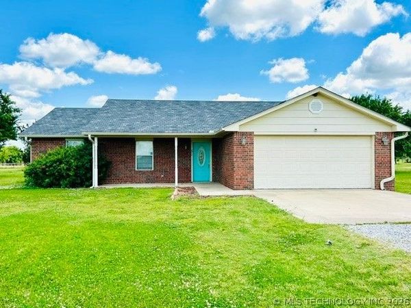 51 Oak , Lone Grove, OK 73401