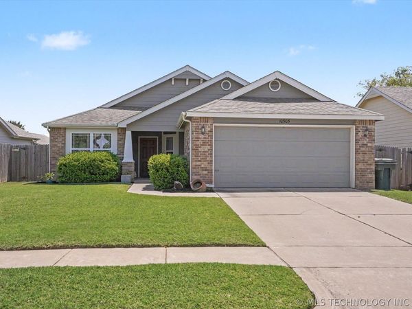 10905 N 149th East Avenue , Owasso, OK 74055