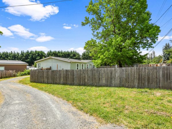 101 Mardan Drive, Grants Pass, OR 97527