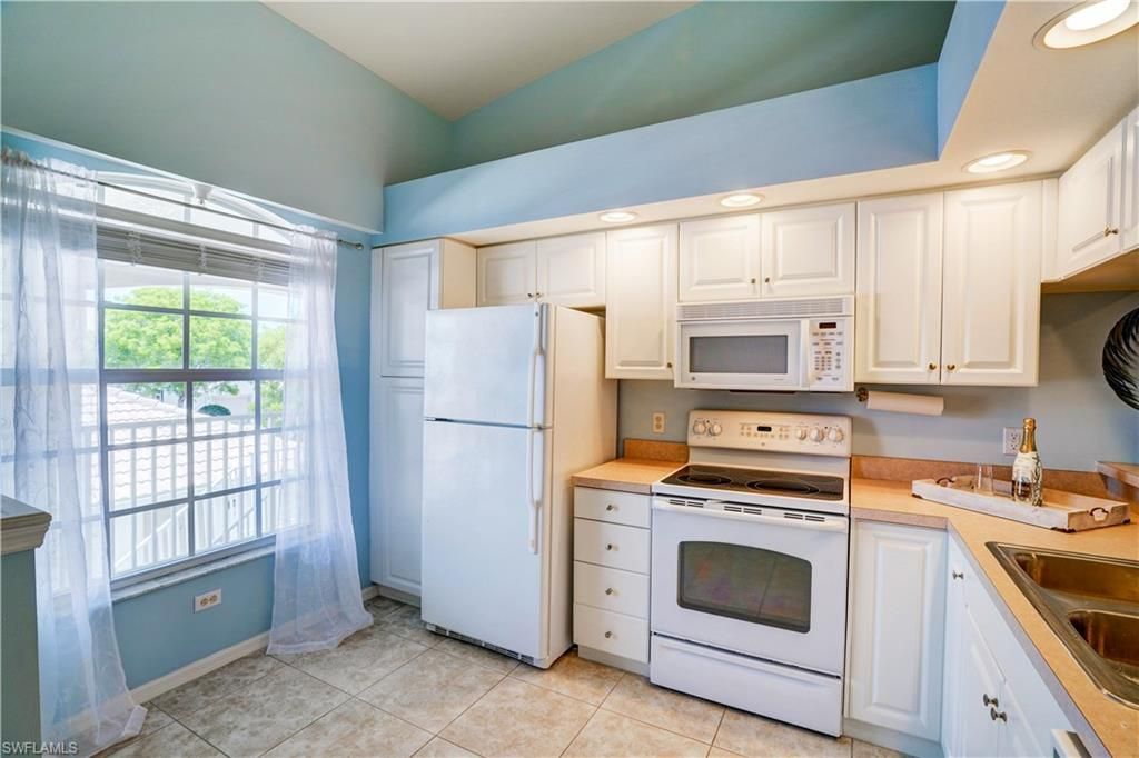 375 Stella Maris Dr N, Unit 2806, Naples, FL 34114 Photo