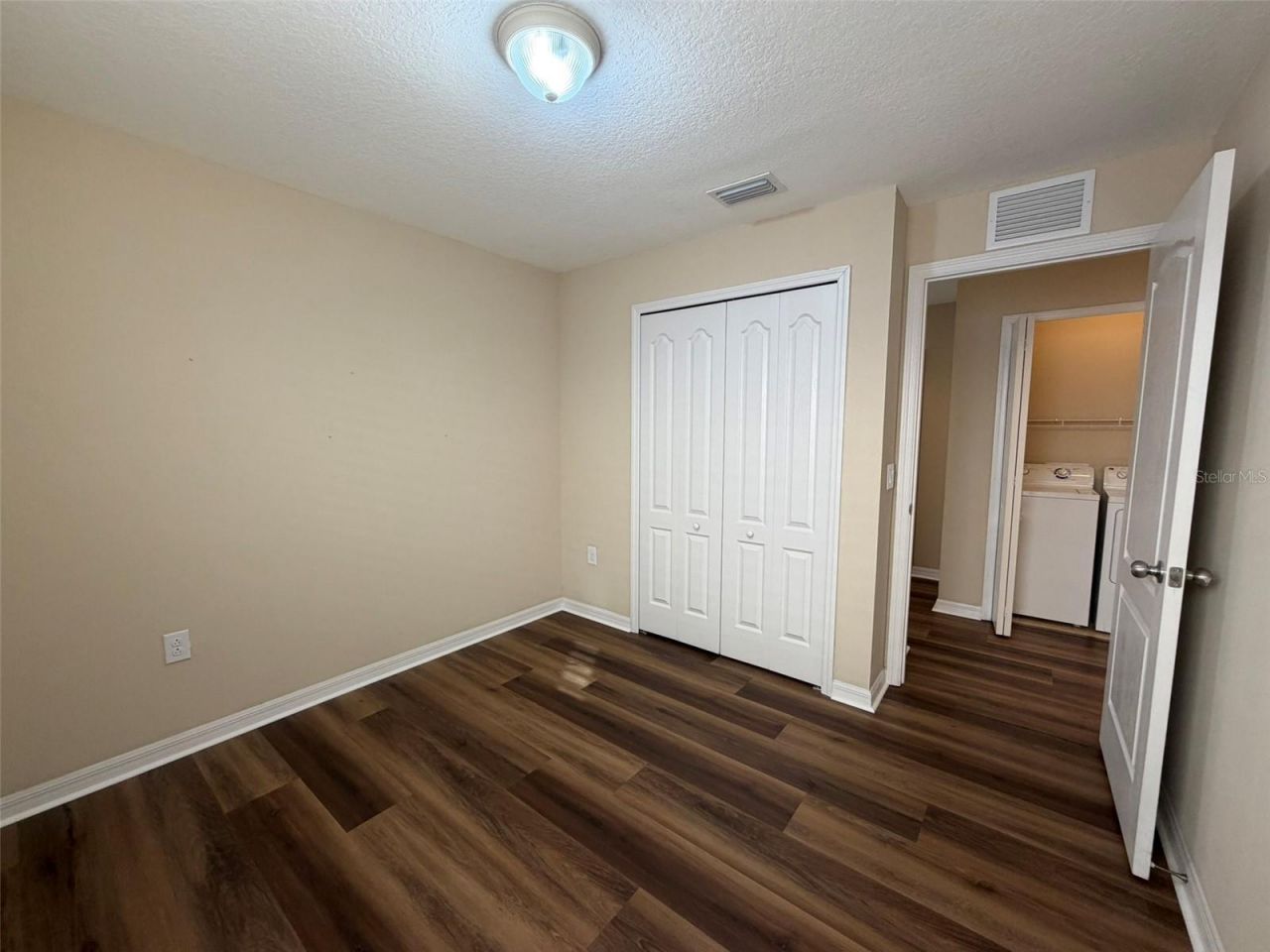 4735 Woodbrook Dr, Sarasota, FL 34243 Photo