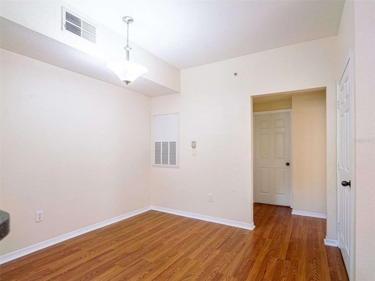 6320 Raleigh Street , Unit 604, Orlando, FL 32835 Photo