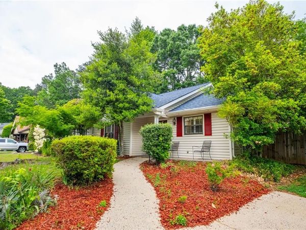 5097 Village Green Way , Alpharetta, GA 30009