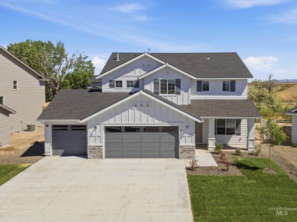 6516 W Plateau Creek Dr, Meridian, ID 83646