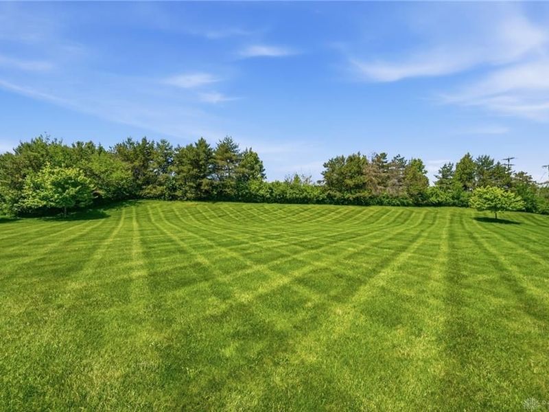982 Brookmere Avenue, Tipp City, OH 45371 Photo 7