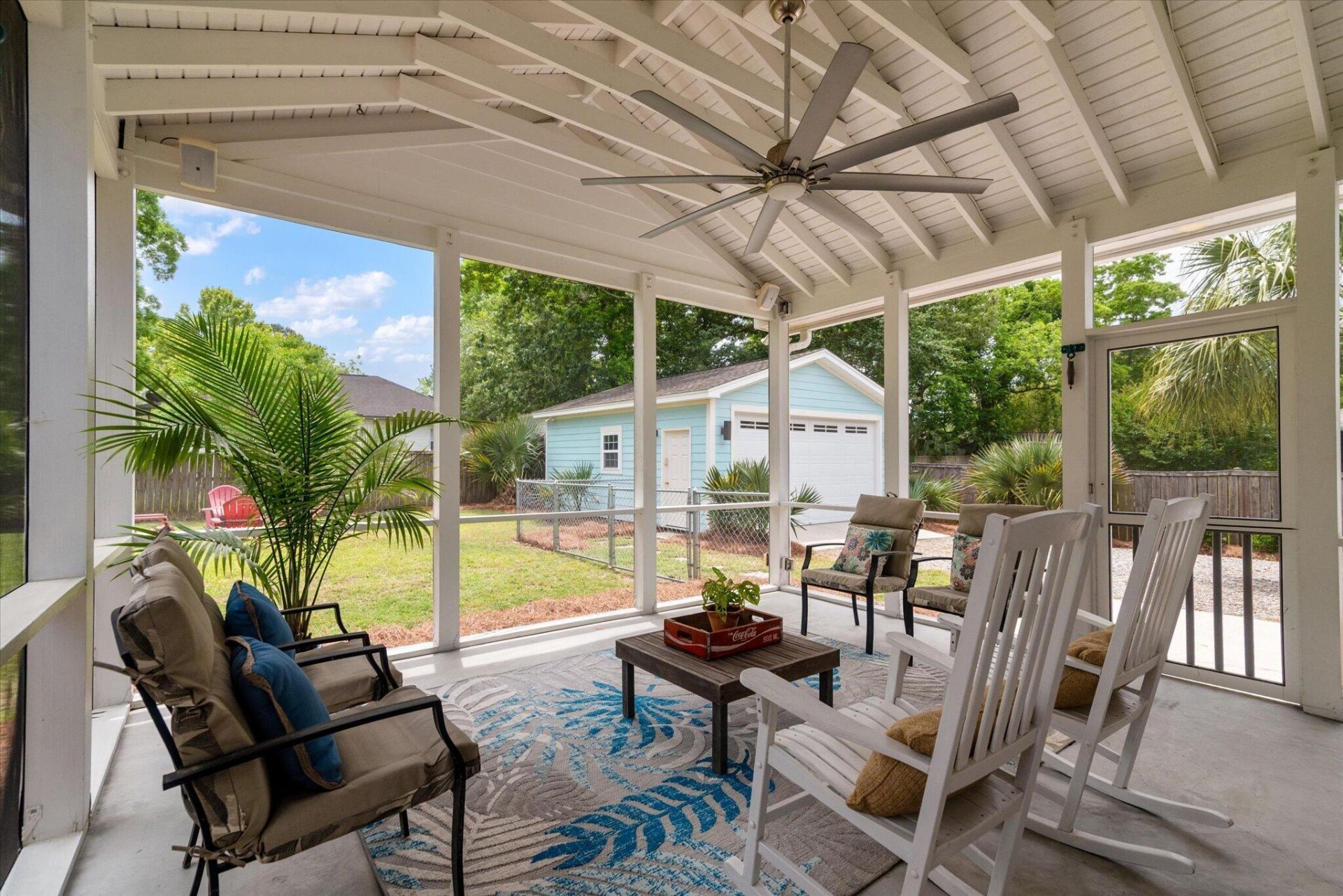 1511 Wakendaw Road Photo 2