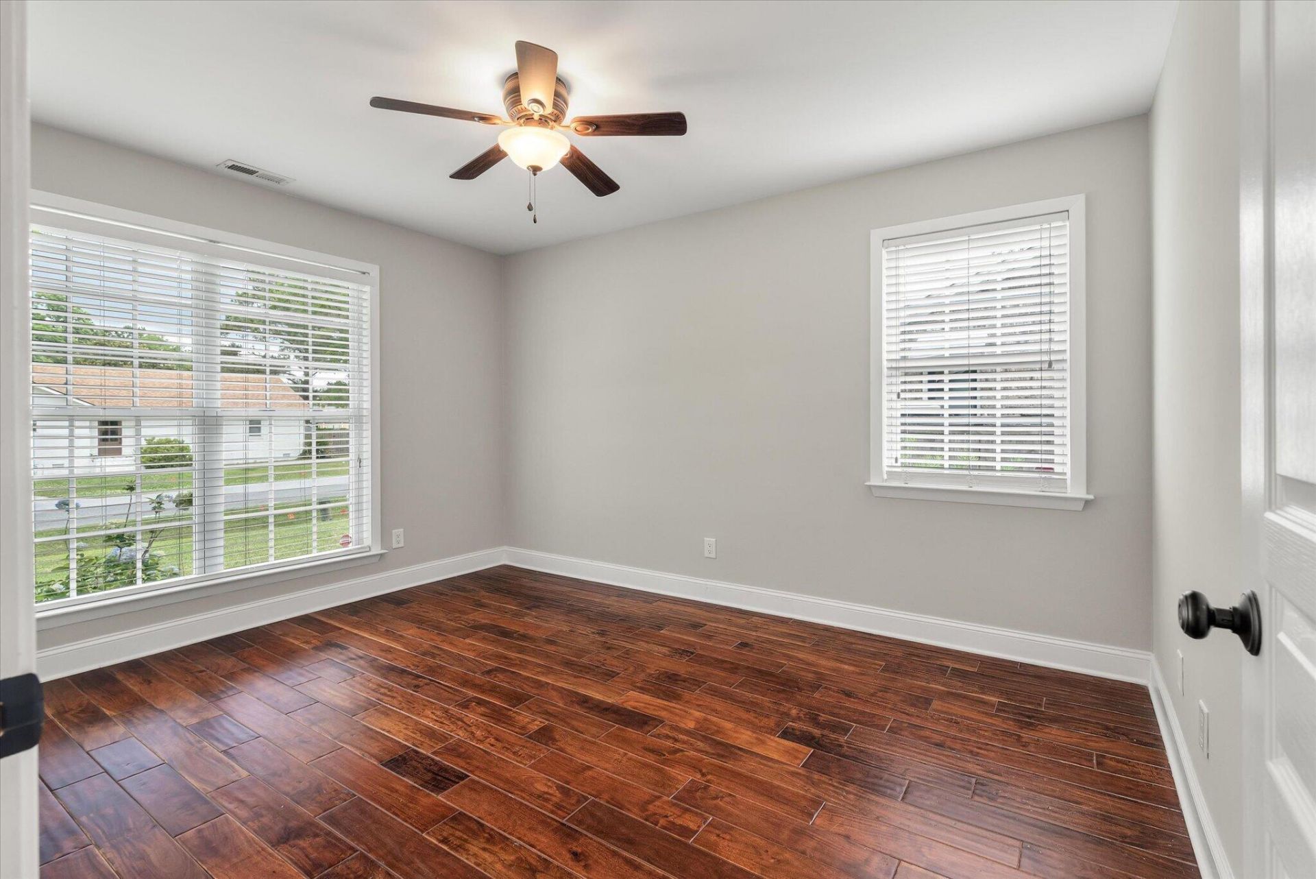 1511 Wakendaw Road Photo 24