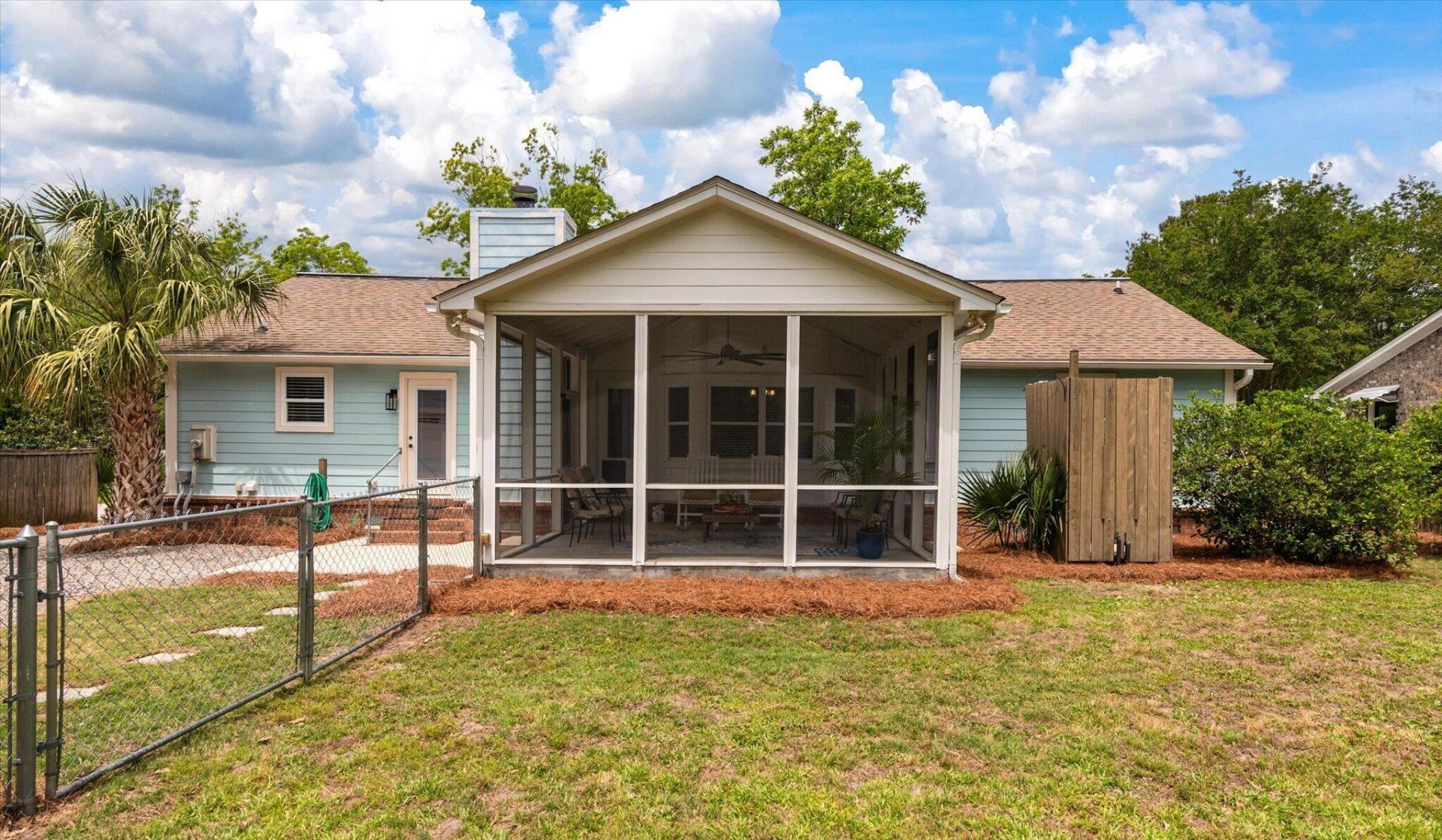 1511 Wakendaw Road Photo 32