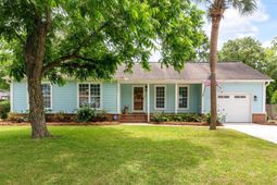 1511 Wakendaw Road photo 4