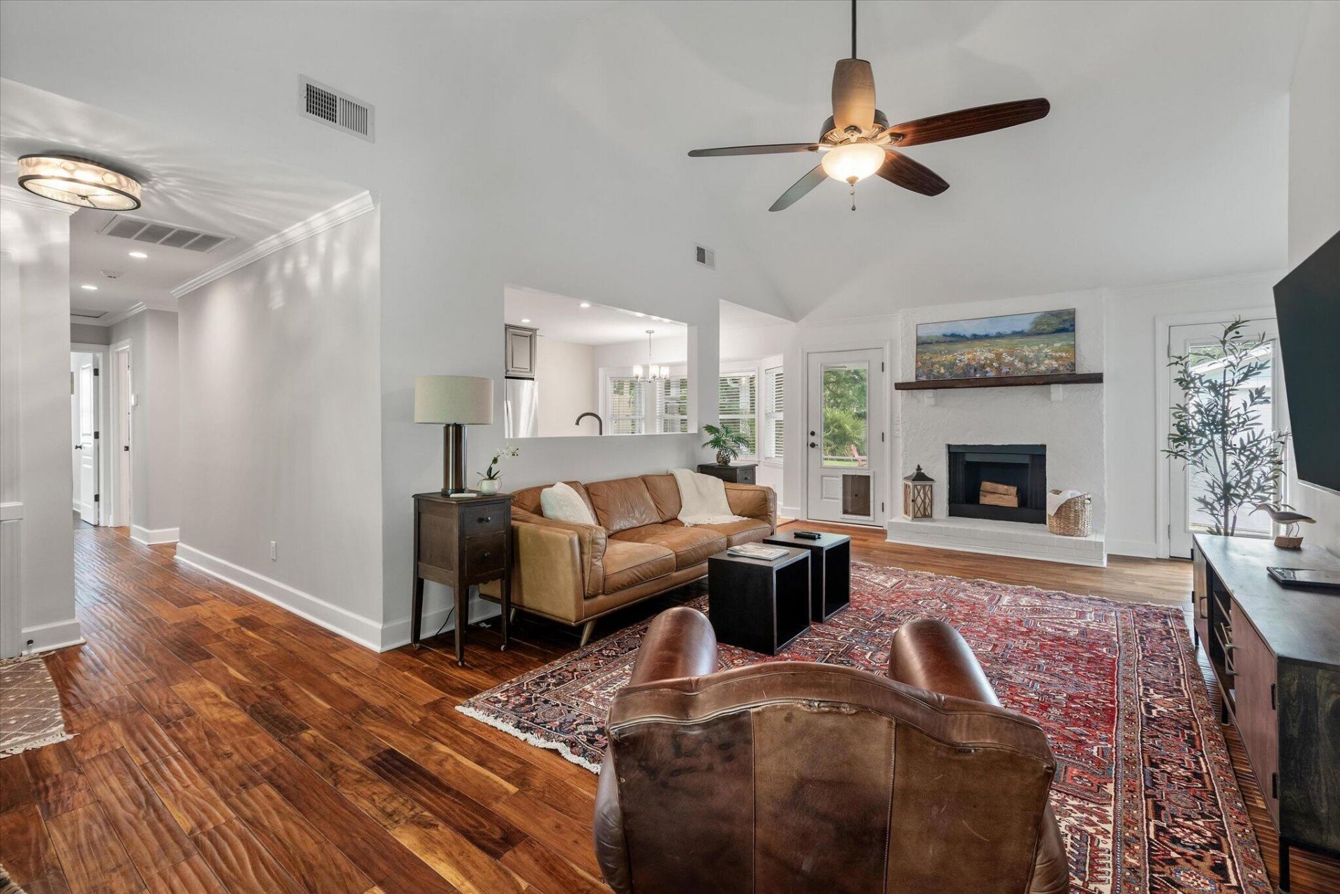 1511 Wakendaw Road Photo 9