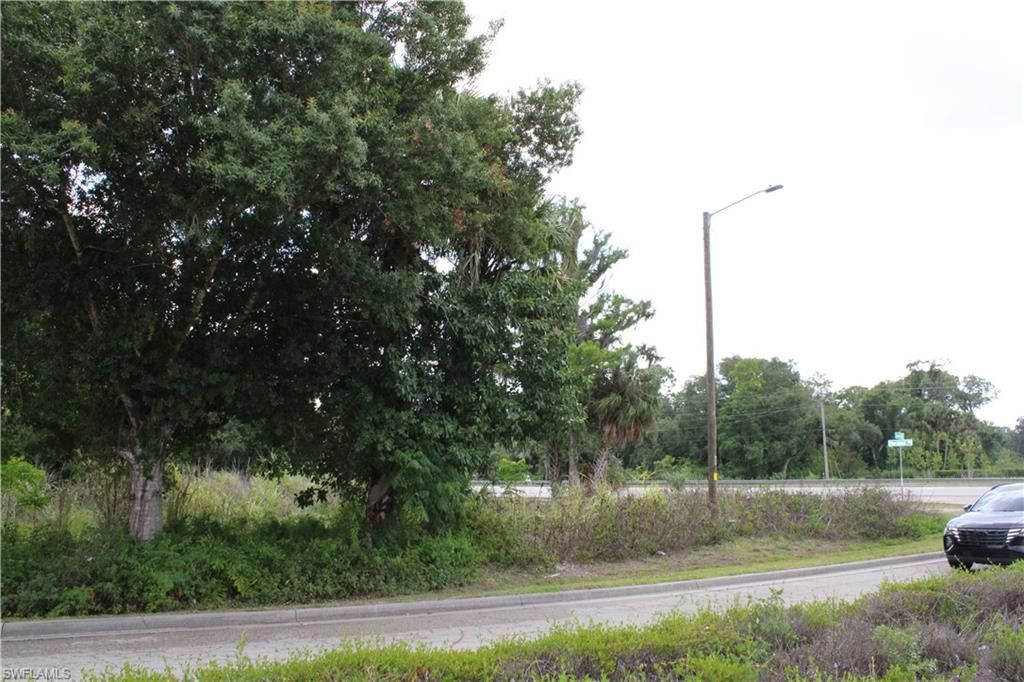 2643 Pine Island Rd Ne, Cape Coral, FL 33909 Photo
