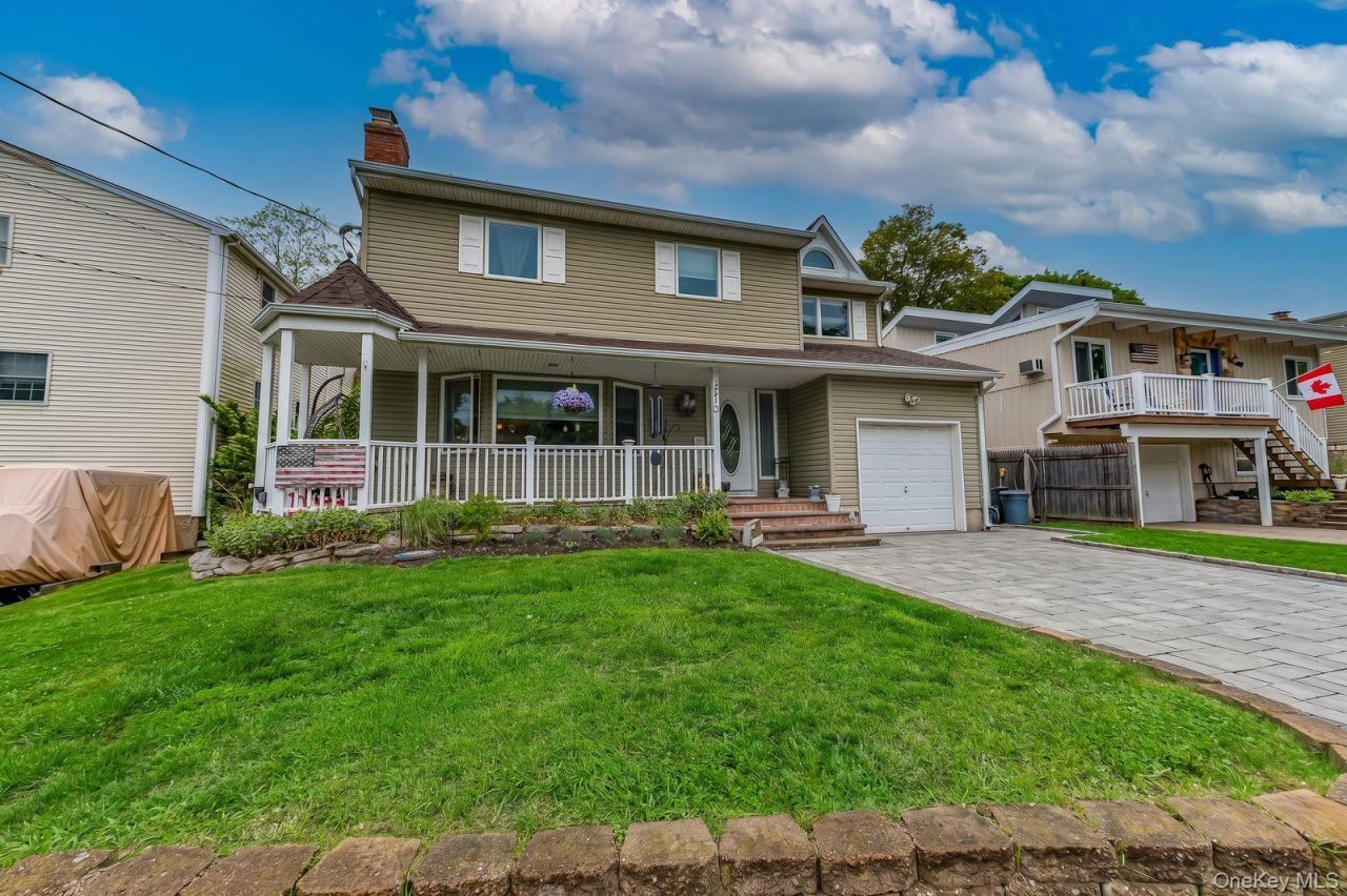 313 Waterside Road, Northport, NY 11768 Main Photo