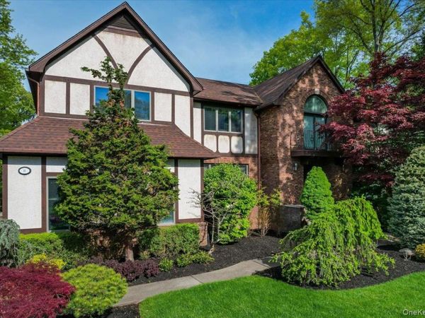 11 Bartlett Road , Monsey, NY 10952